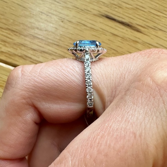 Bomb Party Original Ring - Picture 6 of 6